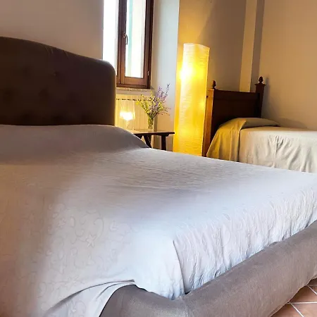 2x Double Bedroom On - Cerqua Palmata - Waterfall
